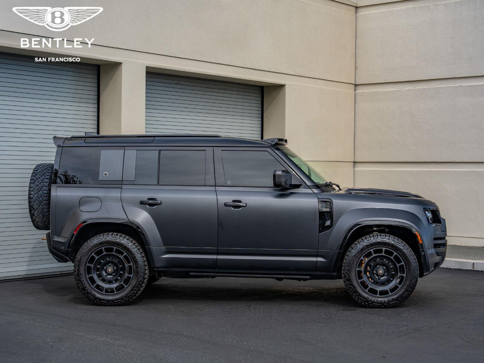 2025 Land Rover Defender URBAN OCTA Edition One