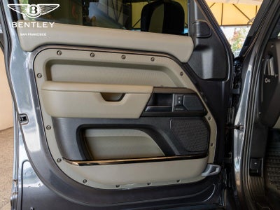 2025 Land Rover Defender URBAN OCTA Edition One