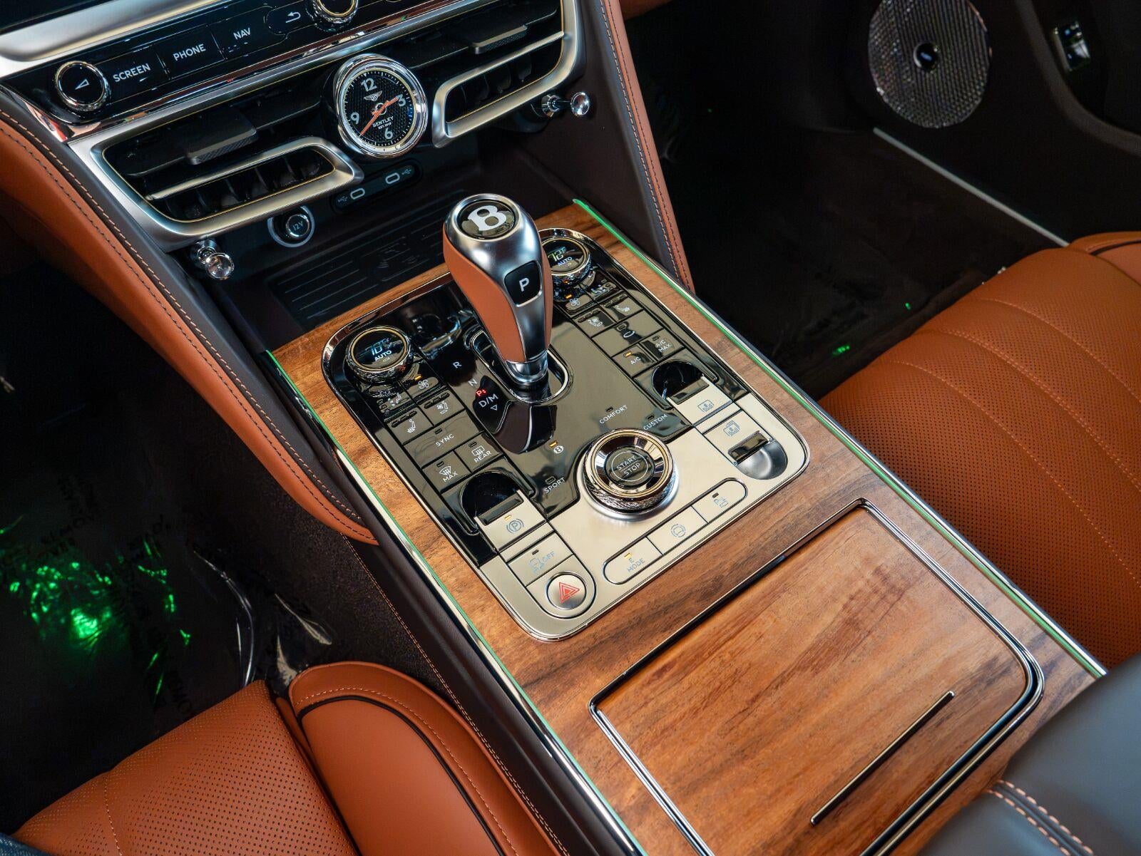 2026 Bentley Flying Spur V8