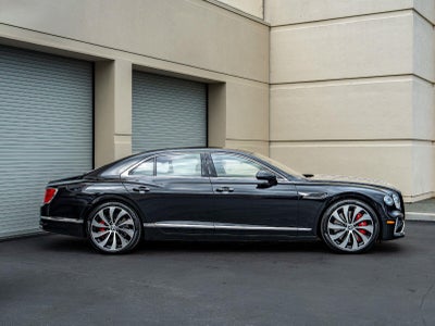 2026 Bentley Flying Spur V8