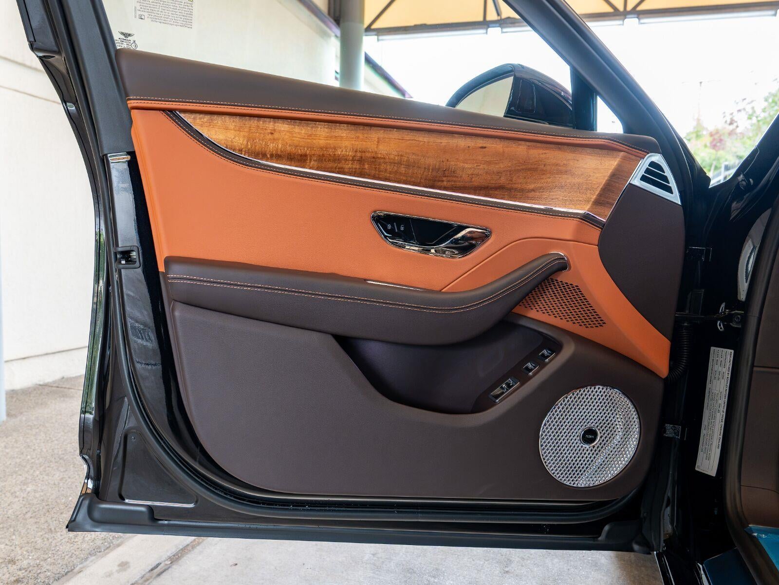 2026 Bentley Flying Spur V8