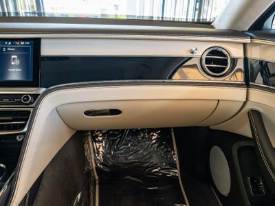 2026 Bentley Flying Spur Core