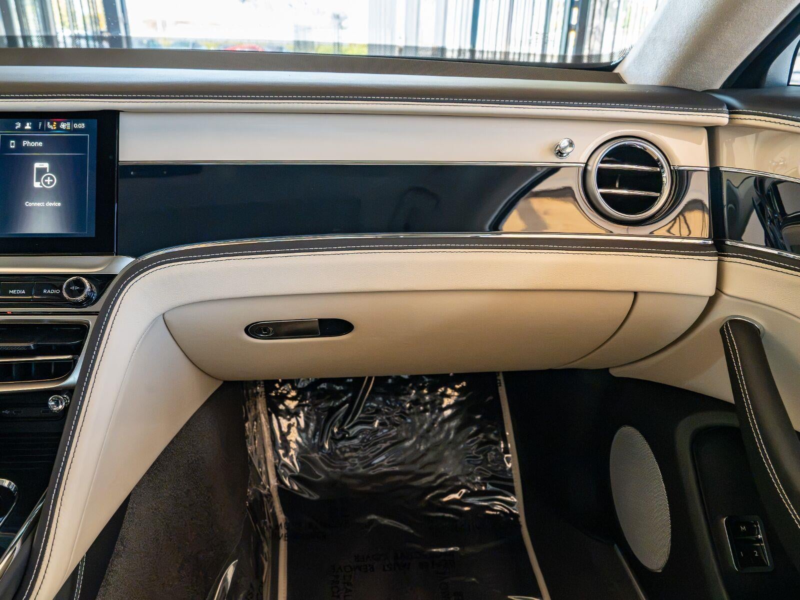 2026 Bentley Flying Spur Core