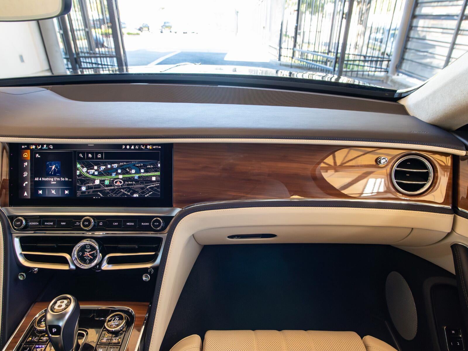 2026 Bentley Flying Spur Base