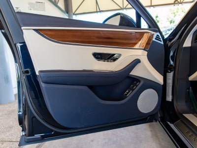2026 Bentley Flying Spur Base