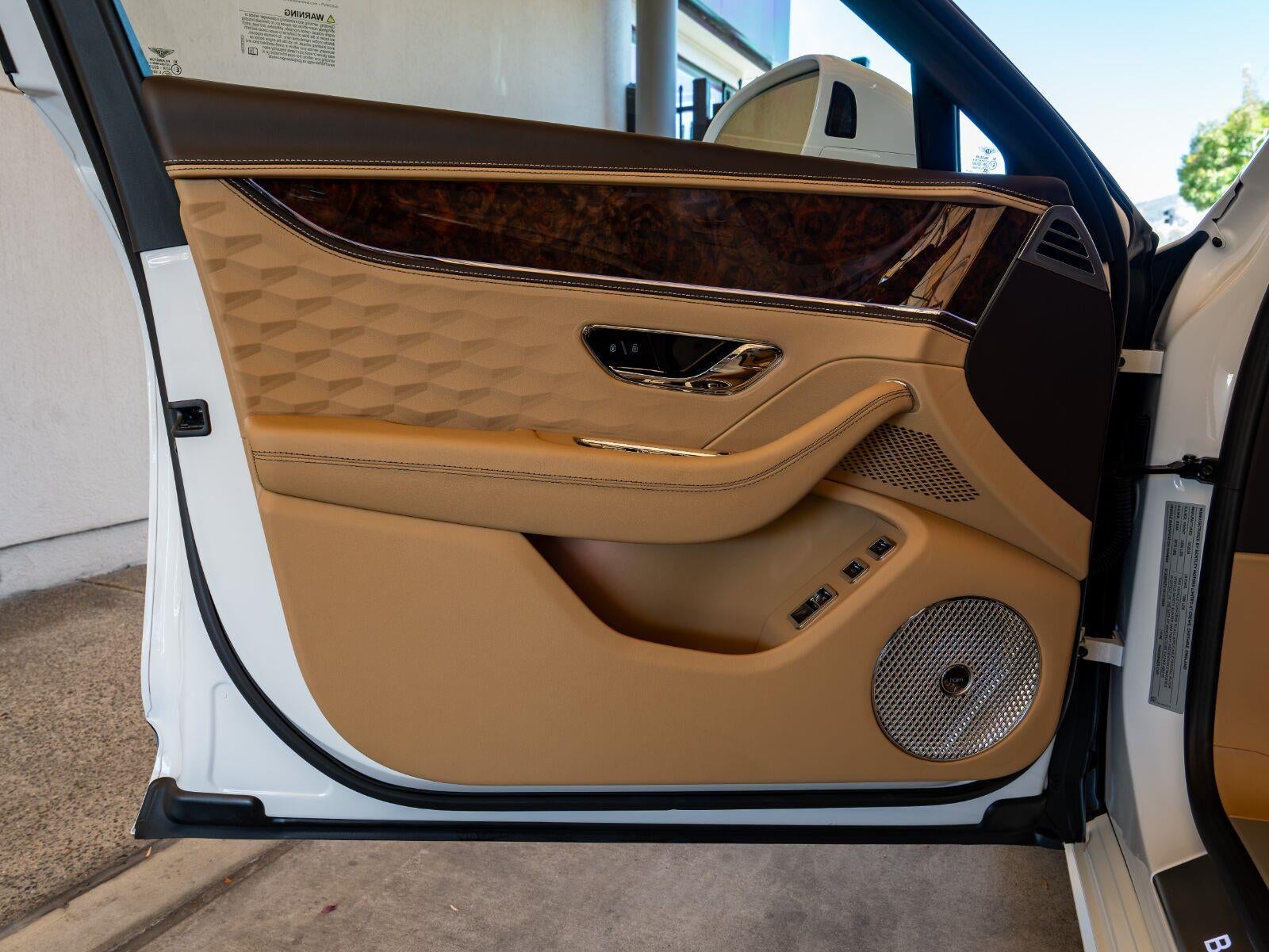 2025 Bentley Flying Spur Speed