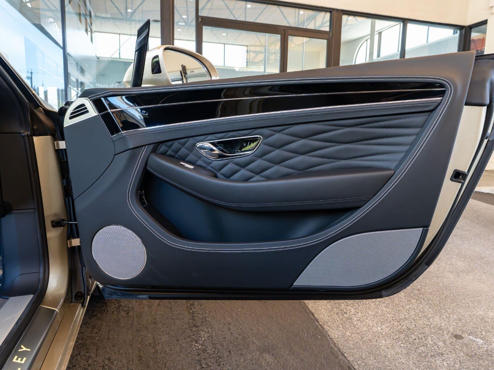 2024 Bentley Continental GT V8