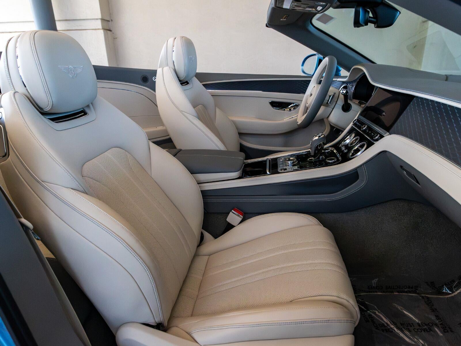 2026 Bentley Continental GTC Base - Photo 19