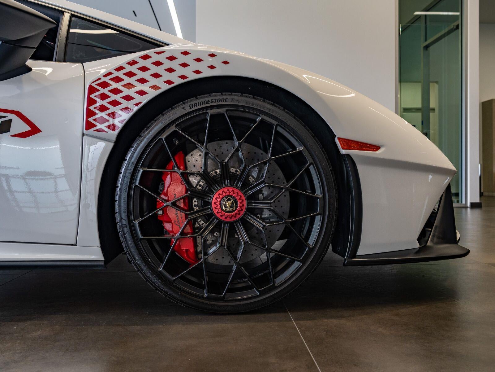2022 Lamborghini Huracan Sto Coupe