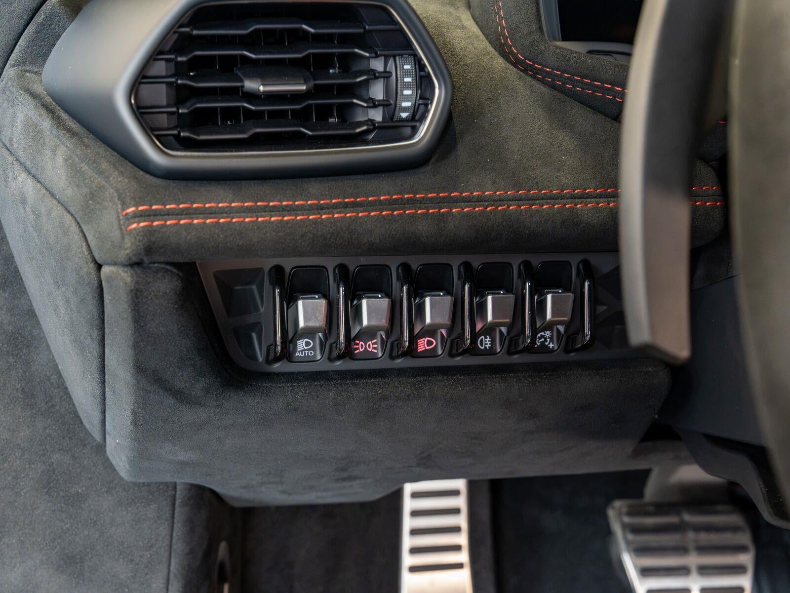 2022 Lamborghini Huracan Sto Coupe