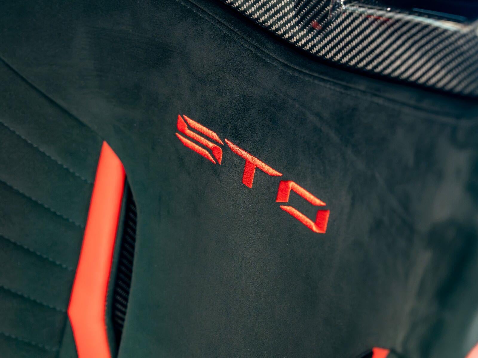 2022 Lamborghini Huracan Sto Coupe