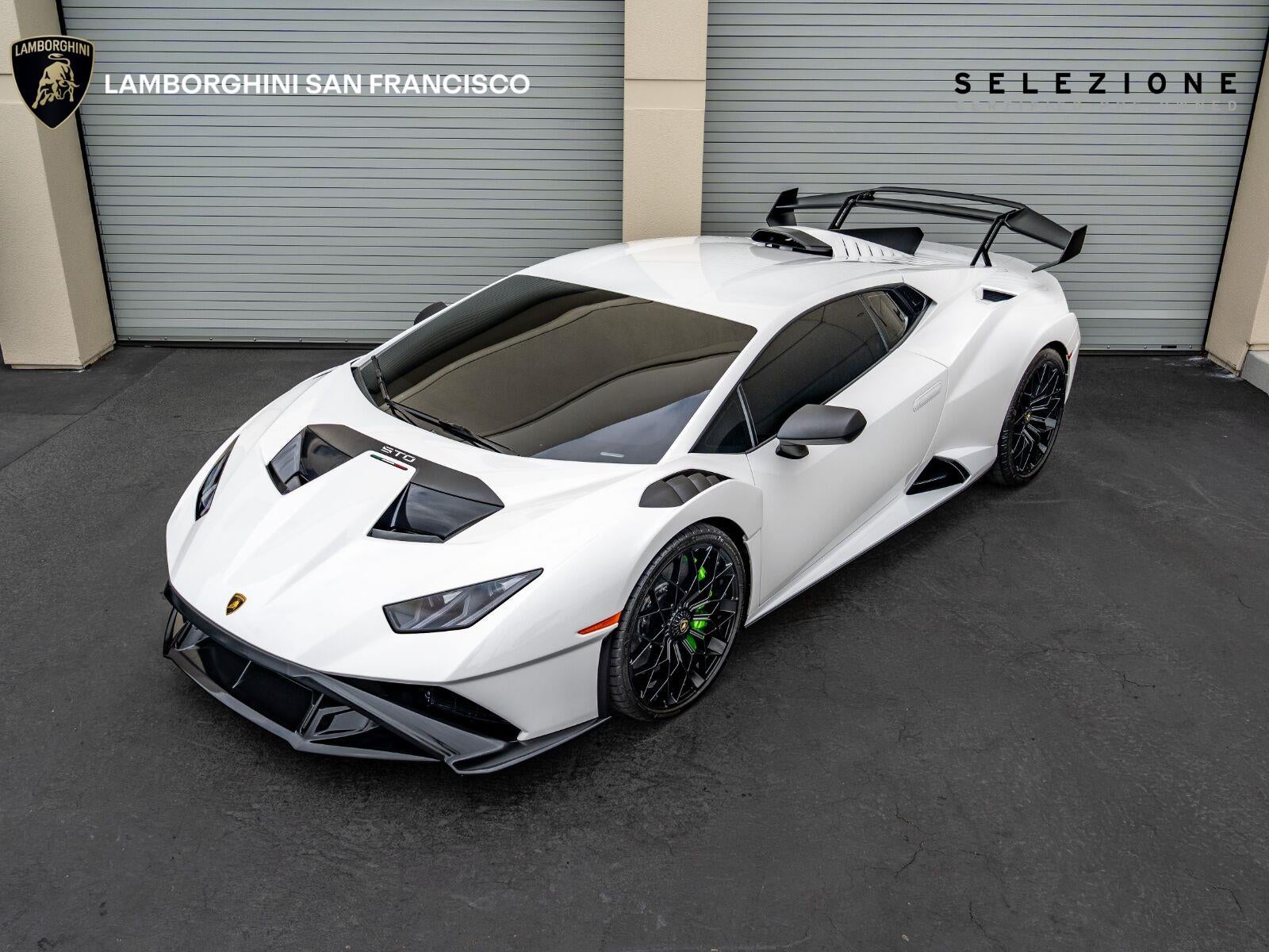 2024 Lamborghini Huracan STO Coupe