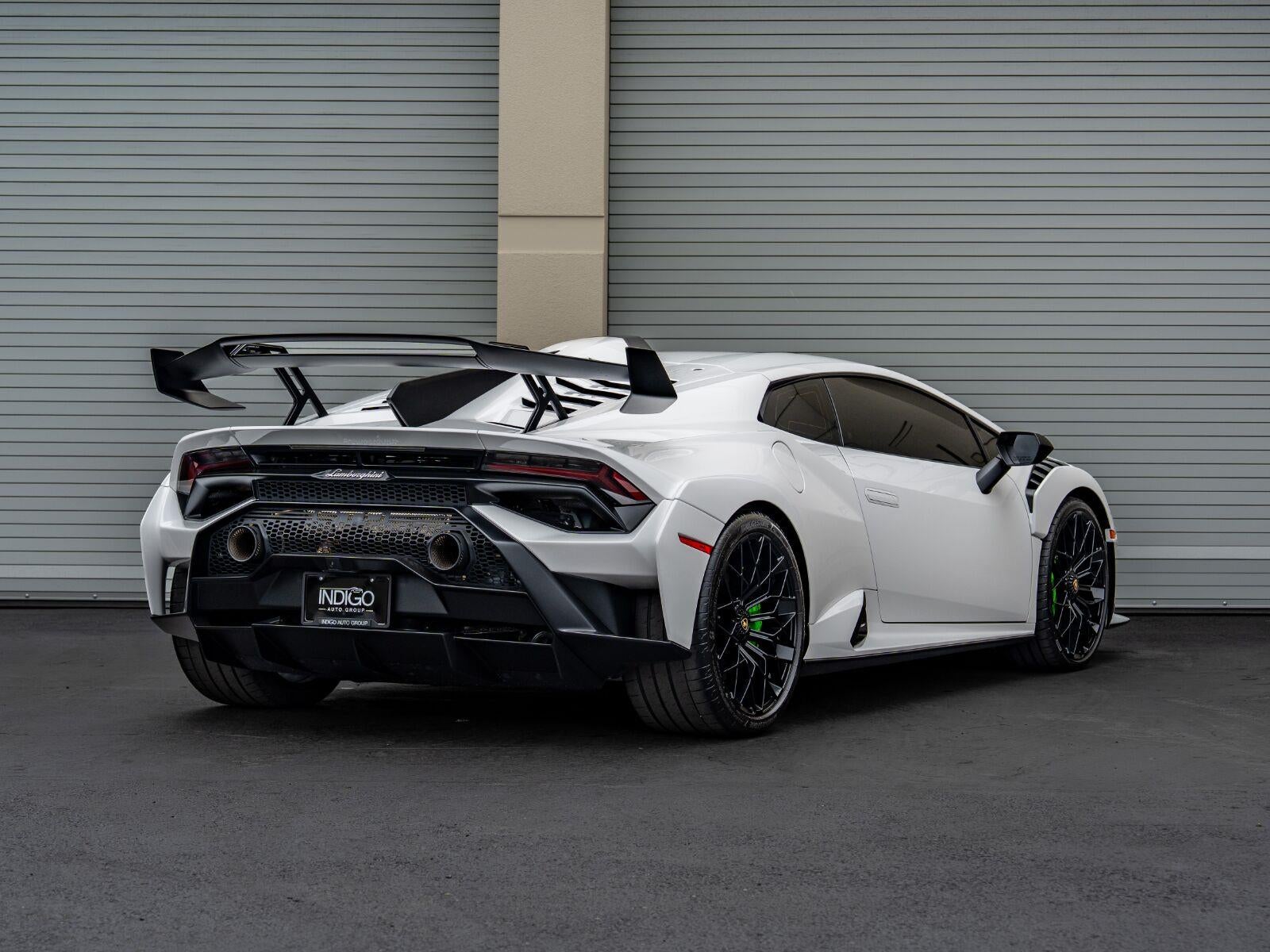 2024 Lamborghini Huracan STO Coupe