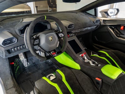 2024 Lamborghini Huracan STO Coupe