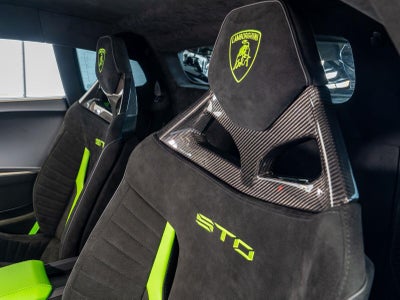 2024 Lamborghini Huracan STO Coupe
