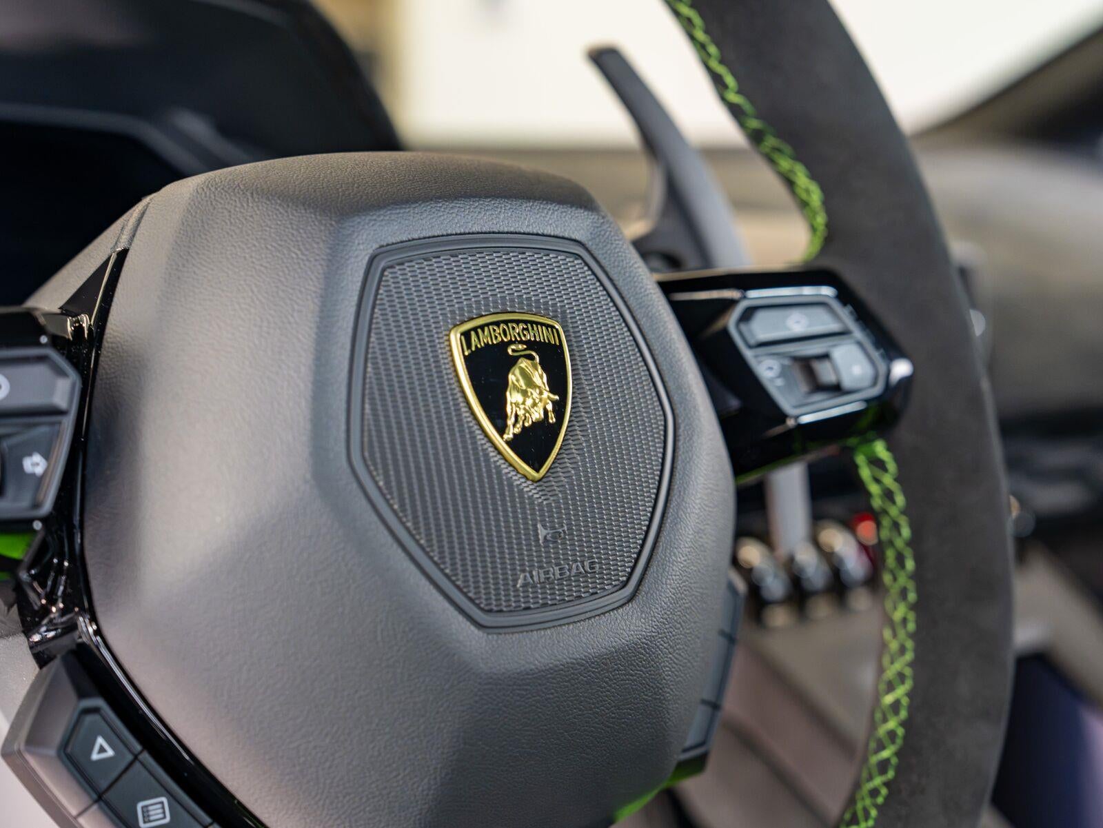 2024 Lamborghini Huracan STO Coupe