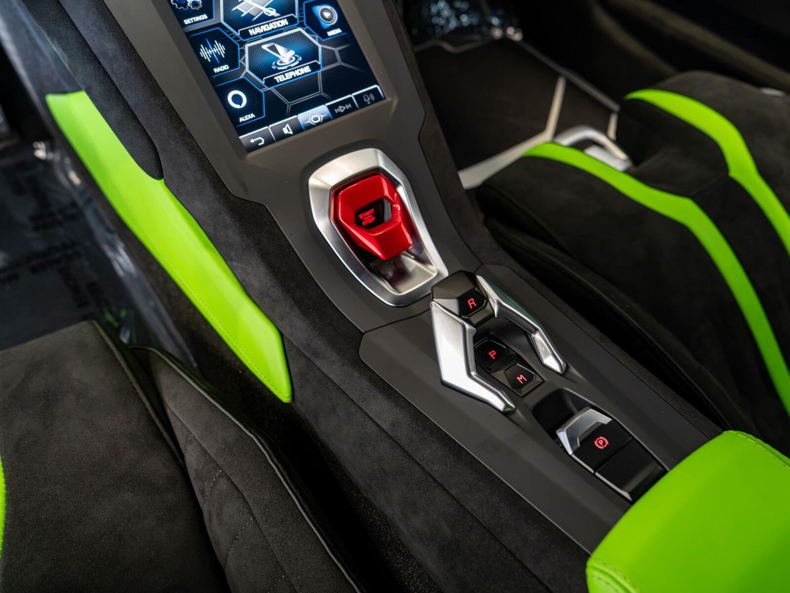 2024 Lamborghini Huracan STO Coupe