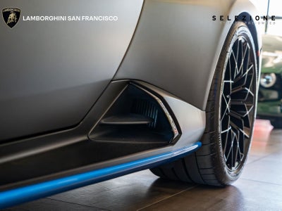 2024 Lamborghini Huracan STO STO