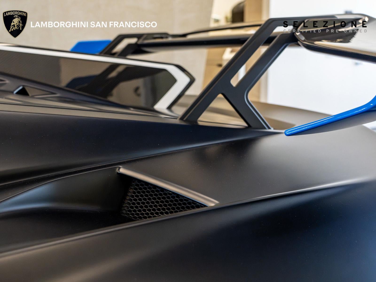 2024 Lamborghini Huracan STO STO