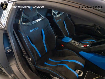 2024 Lamborghini Huracan STO STO