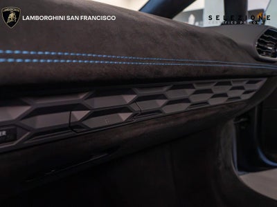 2024 Lamborghini Huracan STO STO