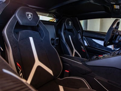 2020 Lamborghini Aventador SVJ