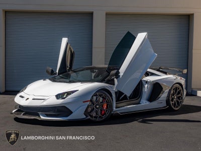 2020 Lamborghini Aventador SVJ