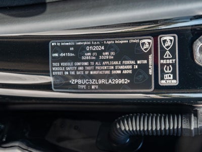 2024 Lamborghini Urus Performante