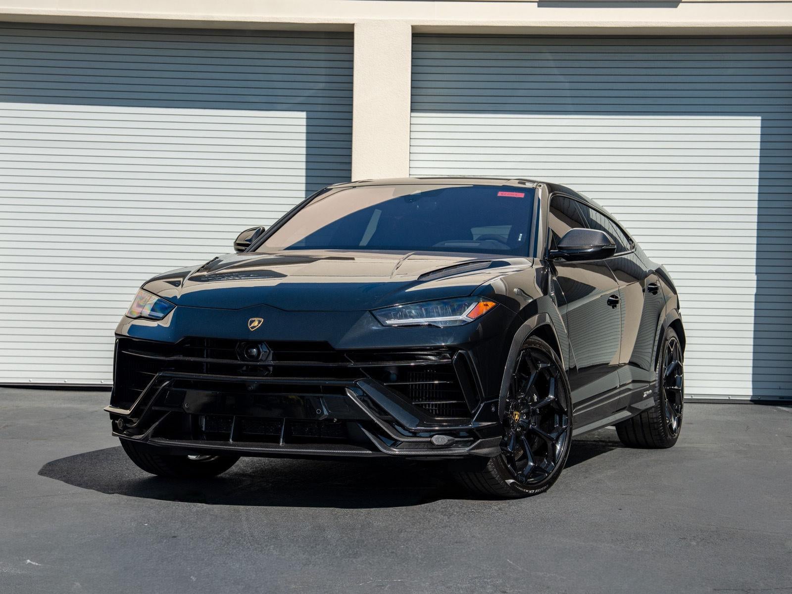 2024 Lamborghini Urus Performante